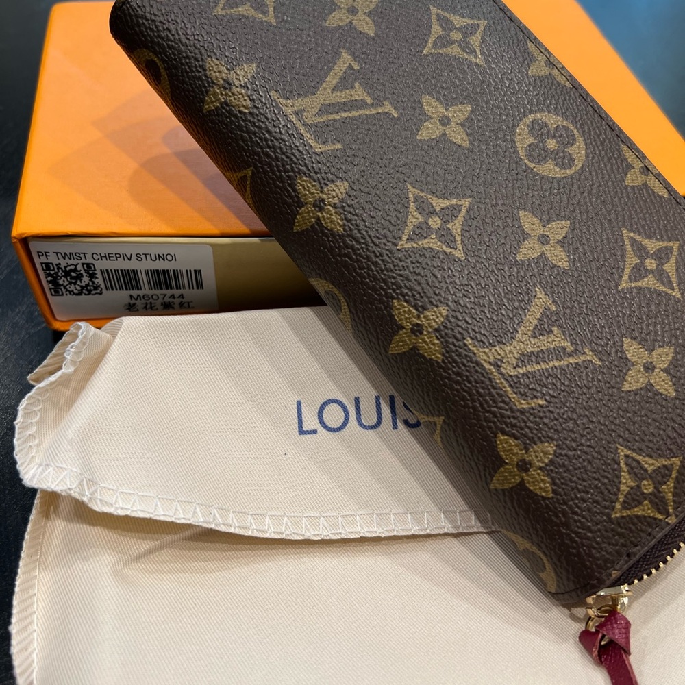 Louis Vuitton Wallet